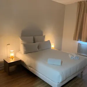 Le Costellan 3*, Dagneux Frankreich